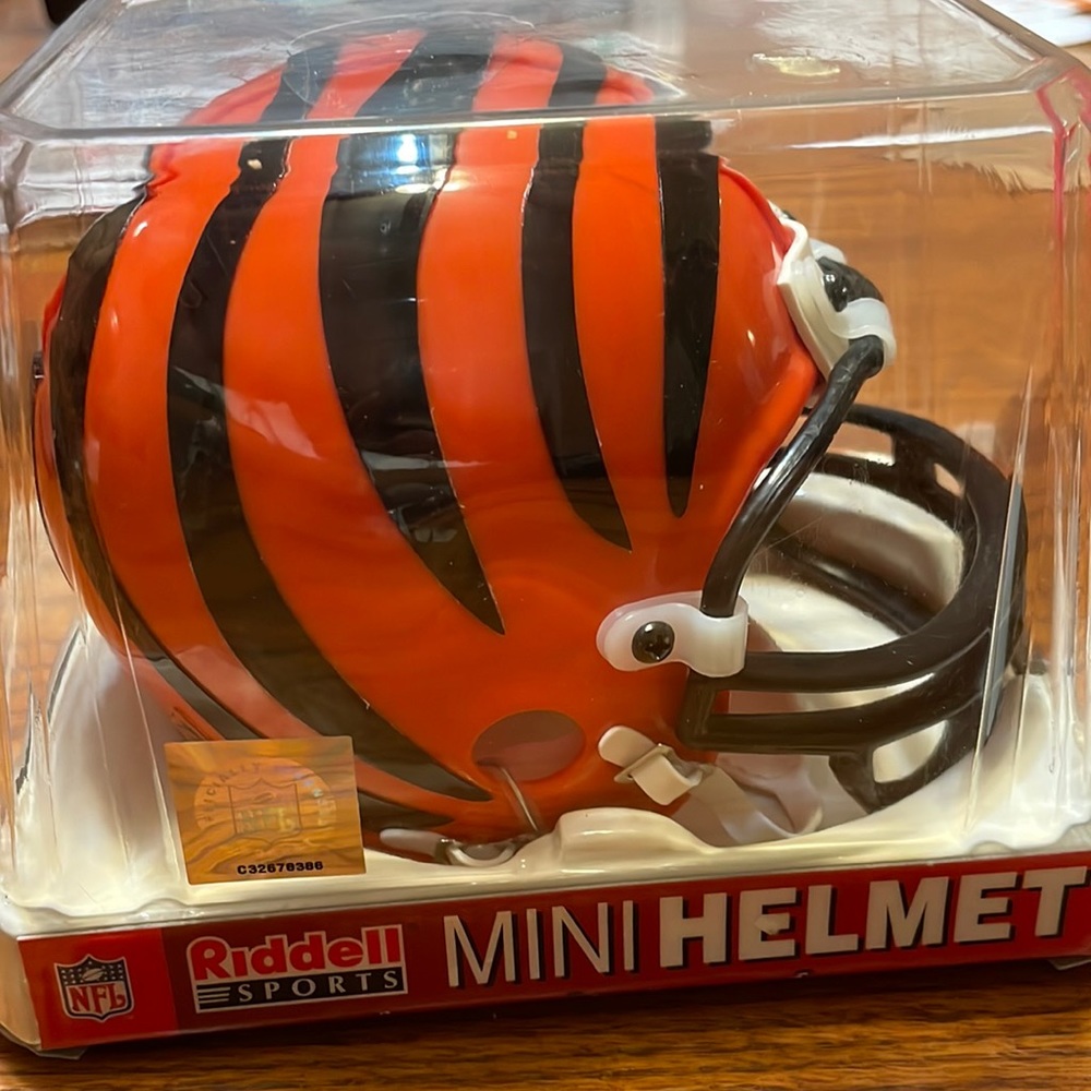 Bengals Riddell Mini Helmet - 1992 VINTAGE